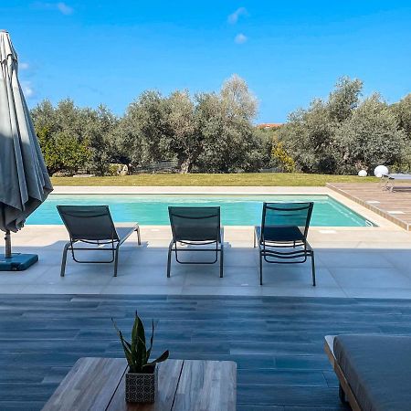 Villa Aelia I Modern & Ideal For Large Groups Galatas  Exterior photo