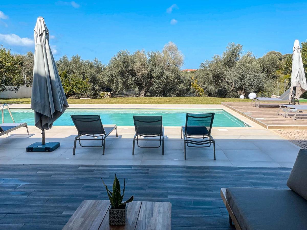 Villa Aelia I Modern & Ideal For Large Groups Galatas  Exterior photo