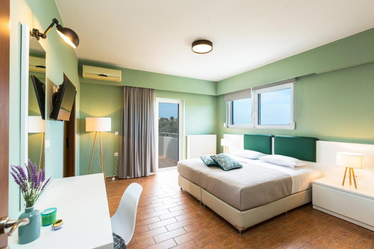 Villa Aelia I Modern & Ideal For Large Groups Galatas  Exterior photo